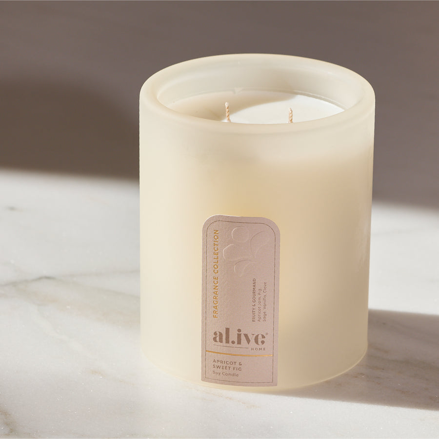 SOY CANDLE - APRICOT & SWEET FIG
