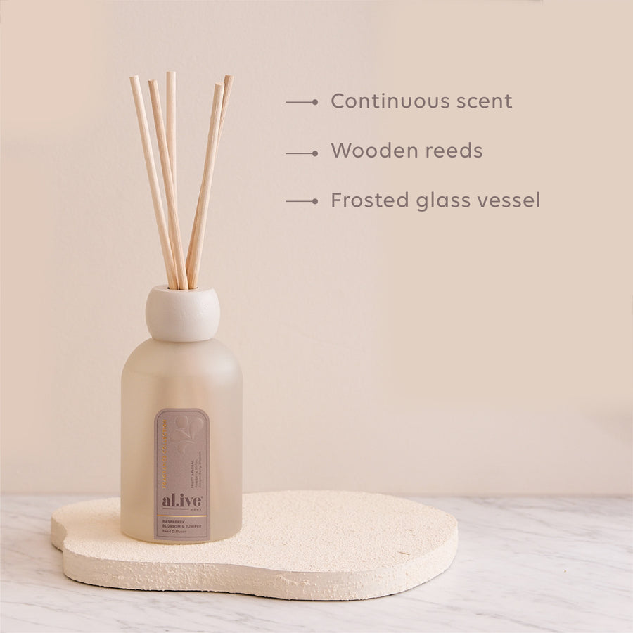 REED DIFFUSER - RASPBERRY BLOSSOM & JUNIPER
