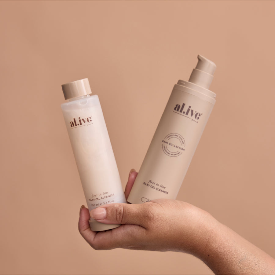FIRST IN LINE, SILKY GEL CLEANSER REFILL