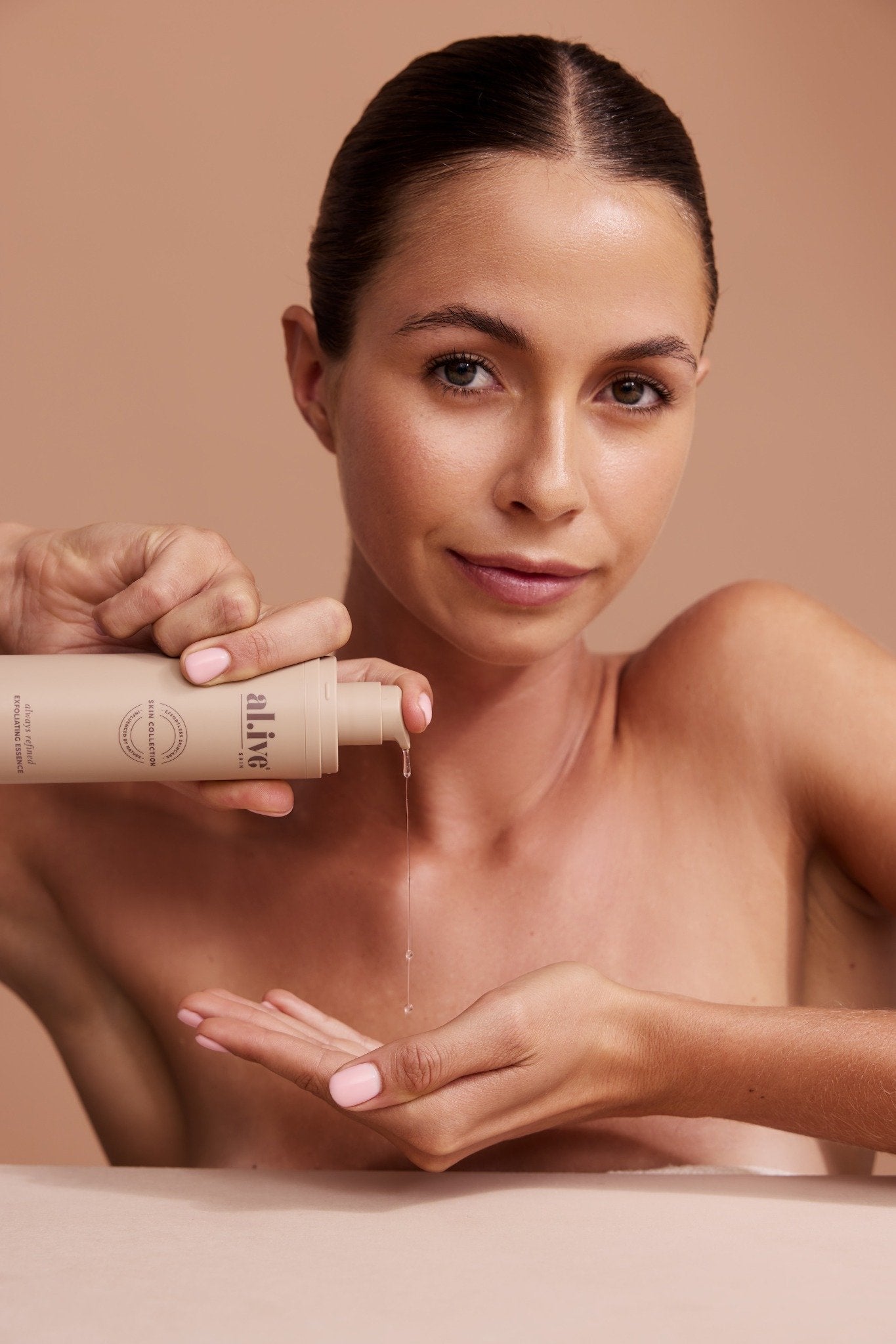 Alive_Skin_33347_edit_shopify_1.jpg