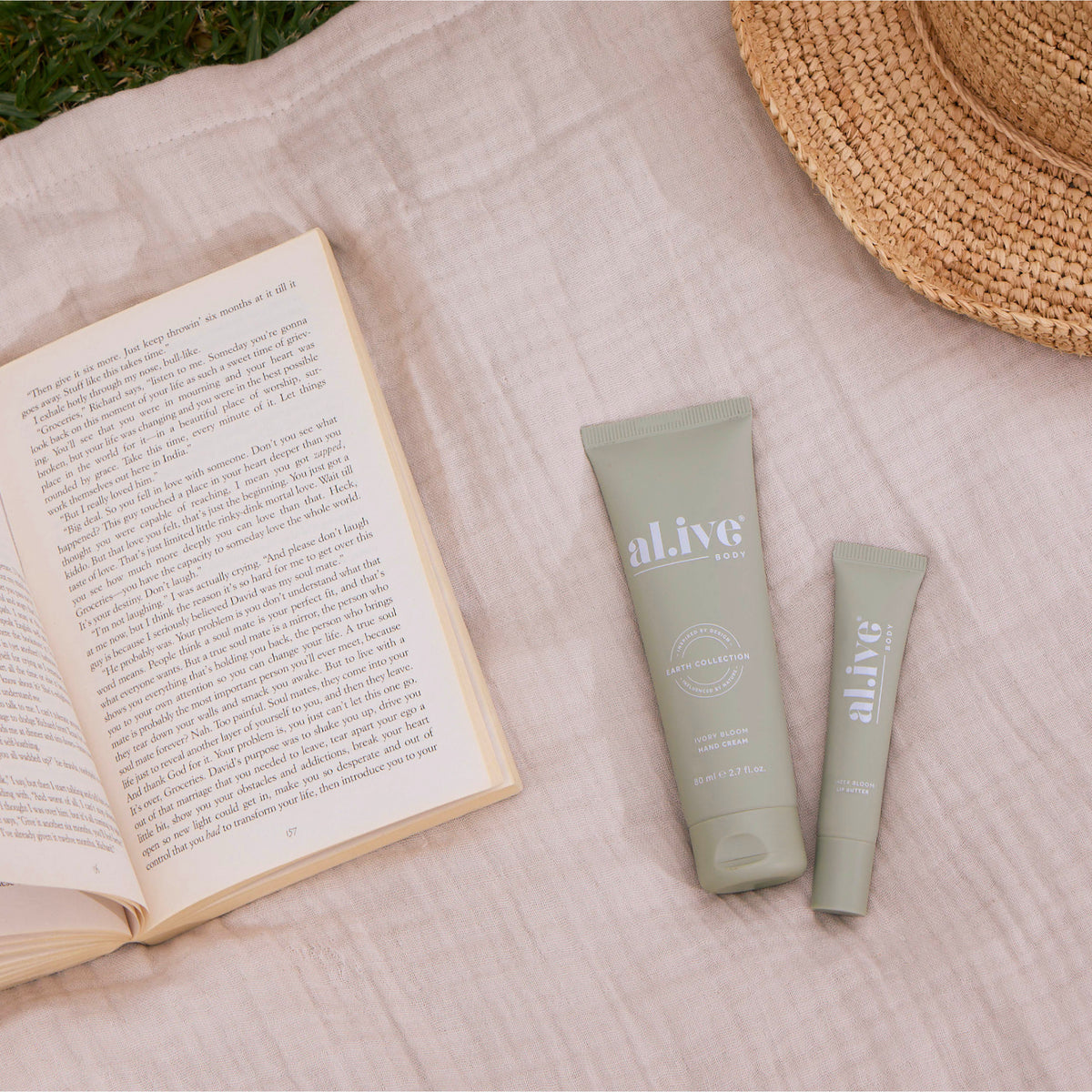 HAND AND LIP SET - IVORY BLOOM