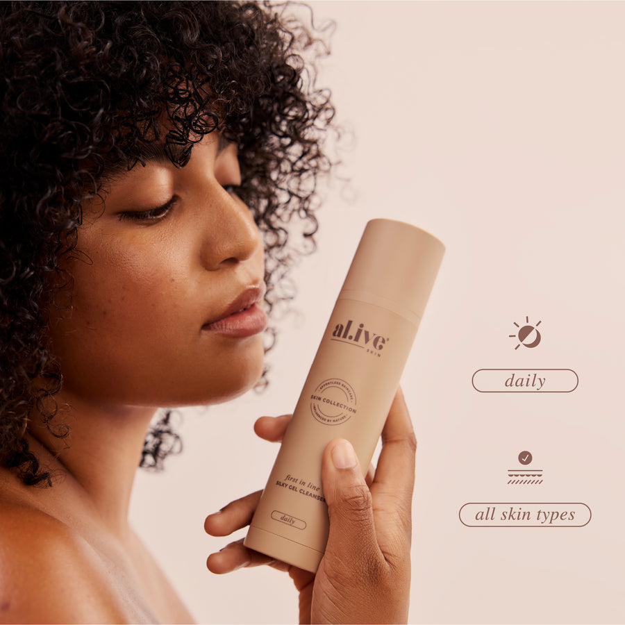 FIRST IN LINE, SILKY GEL CLEANSER